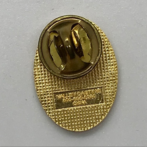 VTG Flower Lapel Pin - Picture 2 of 8